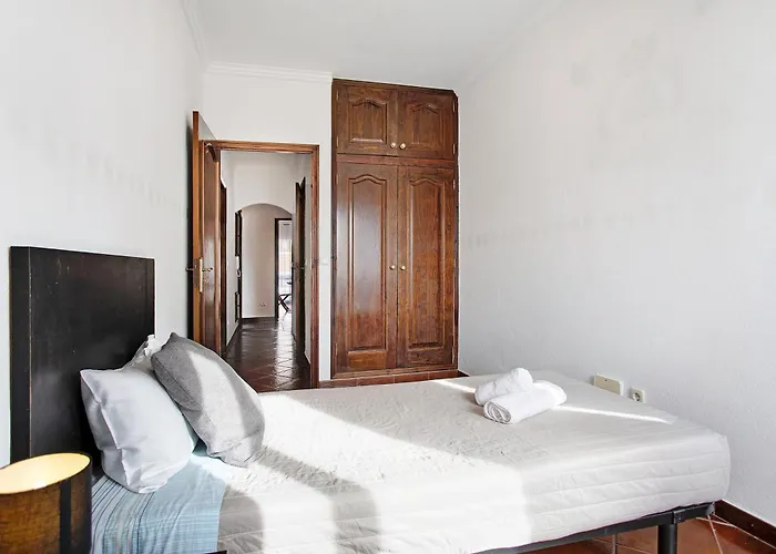 A O - Aires Апартаменты