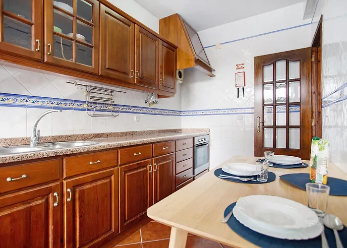 Апартаменты A O - Aires *